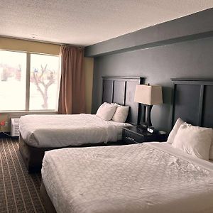 Days Inn & Suites By Wyndham Norton Shores Muskegon